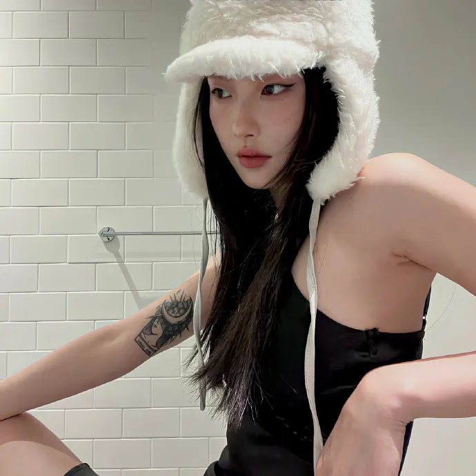 谜样的双眼