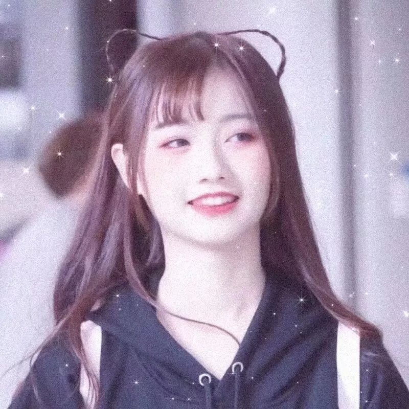 女孩舞步